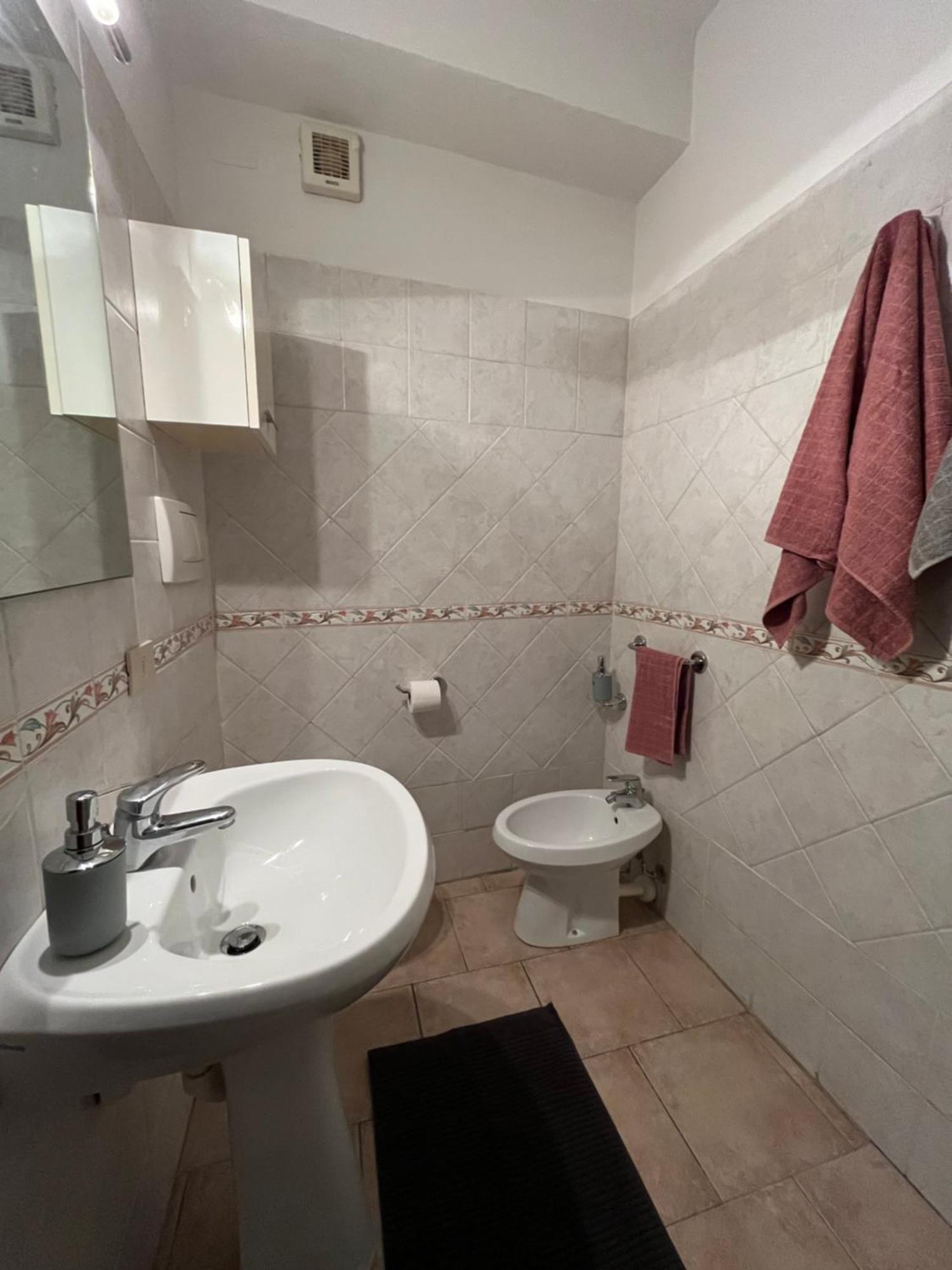 L'Appartamento Di Ringhiera Biella Esterno foto