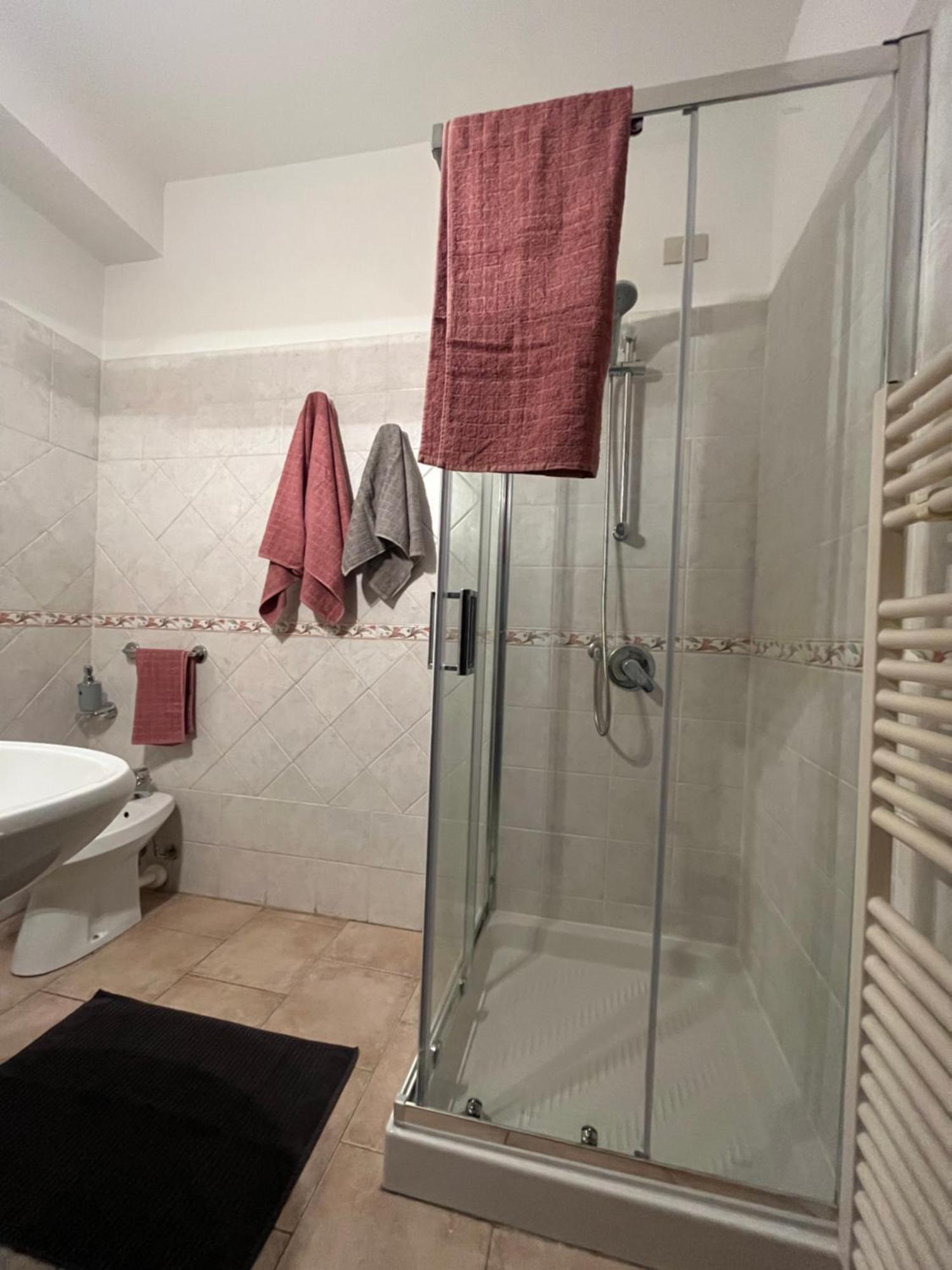 L'Appartamento Di Ringhiera Biella Esterno foto